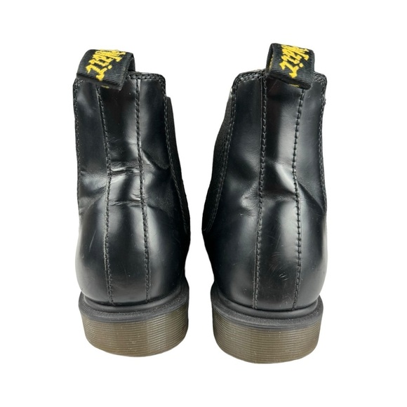 Dr. Martens 2976 Smooth Leather Chelsea Boots main image 5